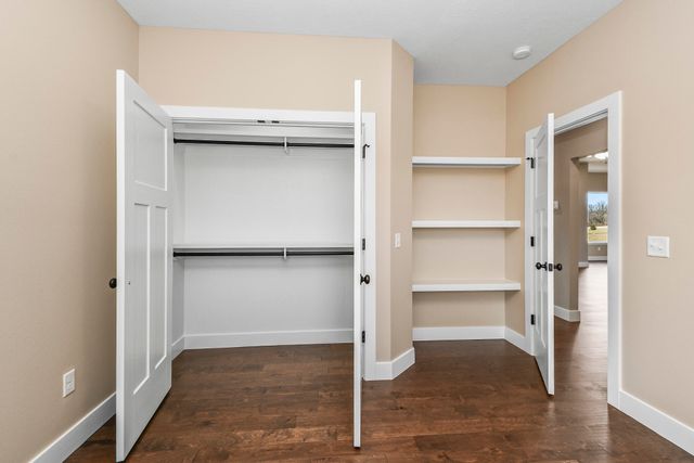 367 Knightsway, Billings, MO 65610