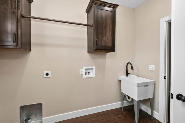 367 Knightsway, Billings, MO 65610