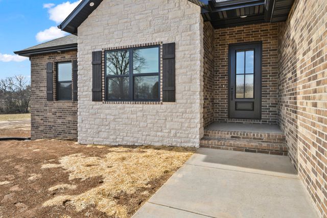 367 Knightsway, Billings, MO 65610