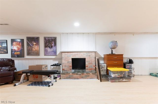 1673 Mayfair Boulevard, Mayfield Heights, OH 44124