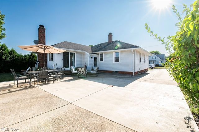 1673 Mayfair Boulevard, Mayfield Heights, OH 44124