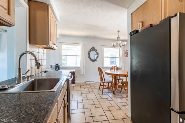 1673 Mayfair Boulevard, Mayfield Heights, OH 44124