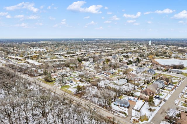 1309 W Dundee Road, Palatine, IL 60074