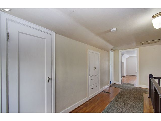 2814 WASHINGTON St, Vancouver, WA 98660