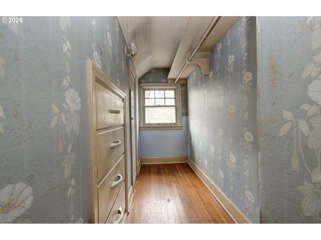 2814 WASHINGTON St, Vancouver, WA 98660