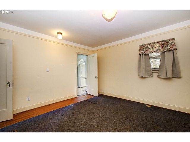 2814 WASHINGTON St, Vancouver, WA 98660