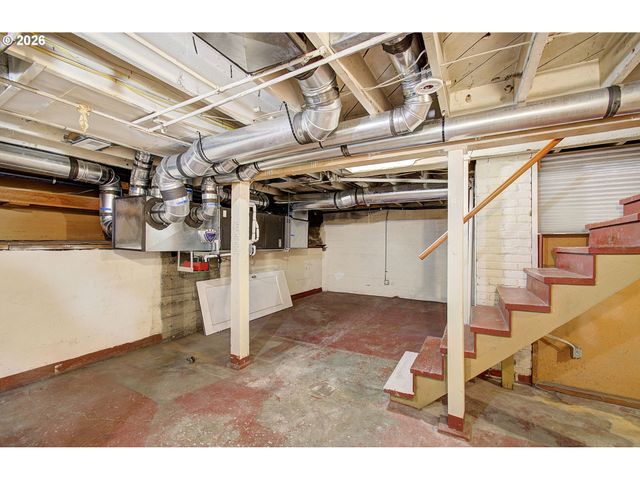 2814 WASHINGTON St, Vancouver, WA 98660