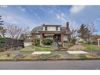 2814 WASHINGTON St, Vancouver, WA 98660