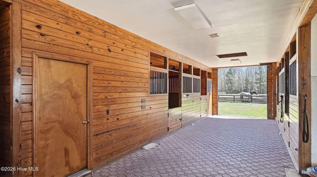 860 Lakebay Road, Vass, NC 28394