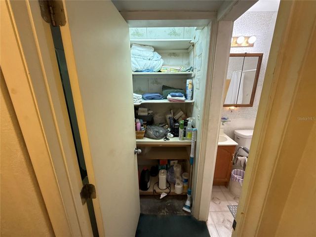 5770 CHIPOLA CIRCLE, Orlando, FL 32839