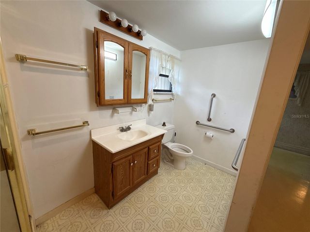 5770 CHIPOLA CIRCLE, Orlando, FL 32839