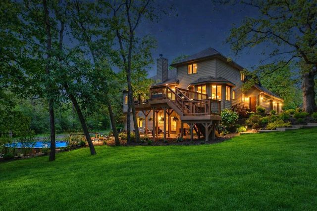 225 Ridge Line ROAD, Burlington, WI 53105