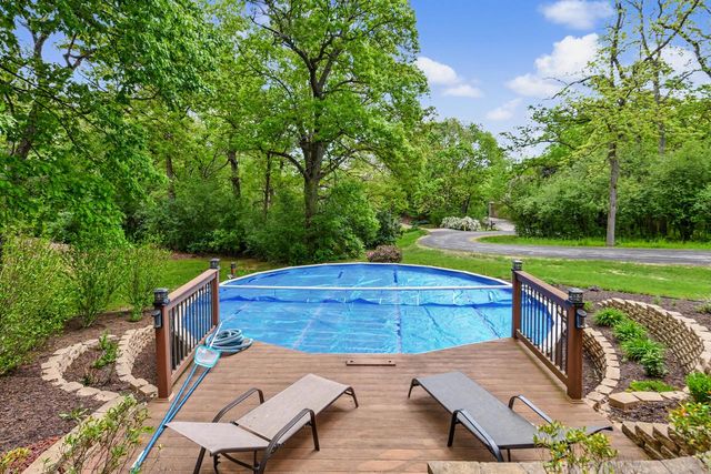 225 Ridge Line ROAD, Burlington, WI 53105