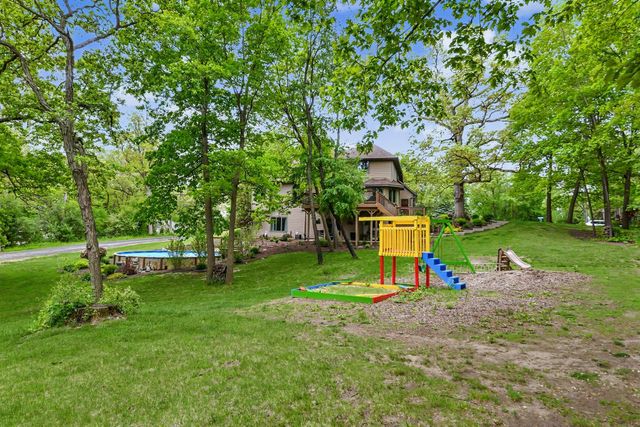 225 Ridge Line ROAD, Burlington, WI 53105