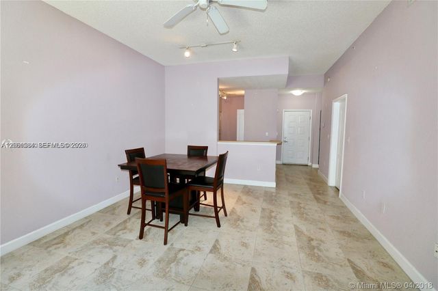 6001 SW 70th Street 117, South Miami, FL 33143