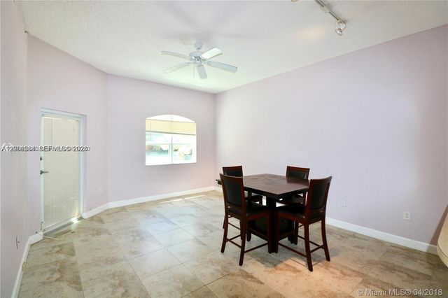 6001 SW 70th Street 117, South Miami, FL 33143