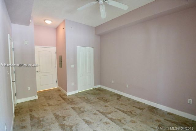 6001 SW 70th Street 117, South Miami, FL 33143