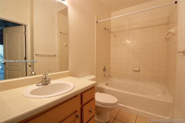 6001 SW 70th Street 117, South Miami, FL 33143