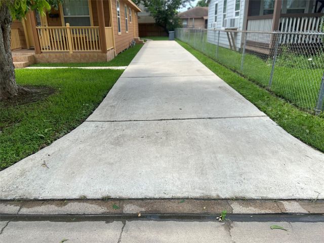 1204 9th Street, Galena Park, TX 77547