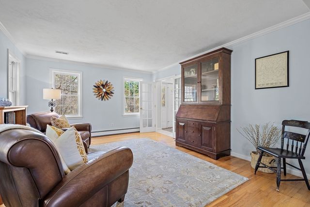 7 Woodfield Road, Acton, MA 01720
