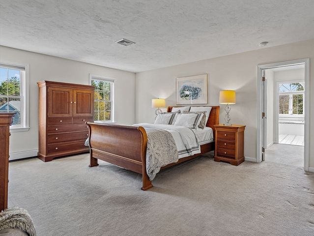 7 Woodfield Road, Acton, MA 01720