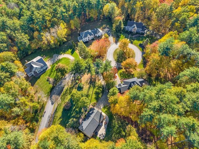 7 Woodfield Road, Acton, MA 01720