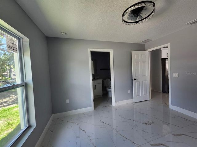 2615 E 38TH AVENUE, Tampa, FL 33610