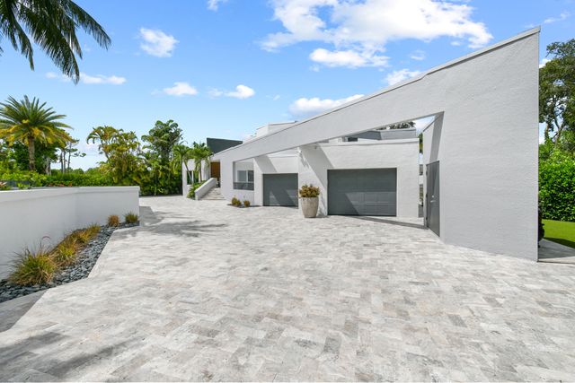 10561 SE Le Parc, Jupiter, FL 33458