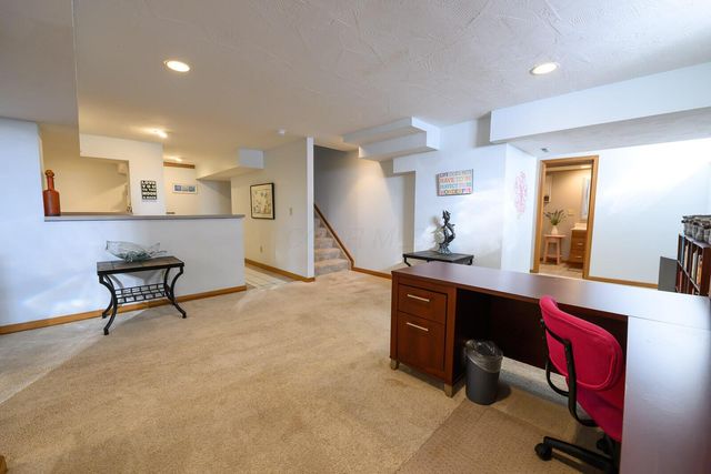 370 Beecher Road, Gahanna, OH 43230