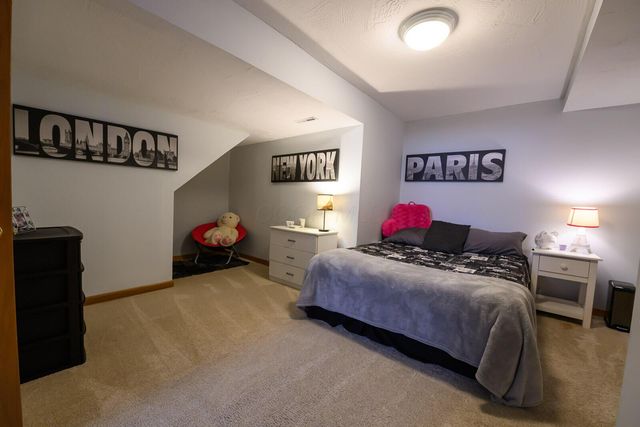 370 Beecher Road, Gahanna, OH 43230