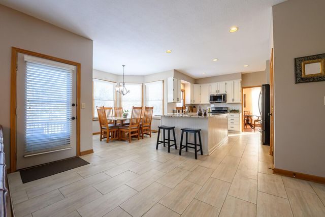 370 Beecher Road, Gahanna, OH 43230