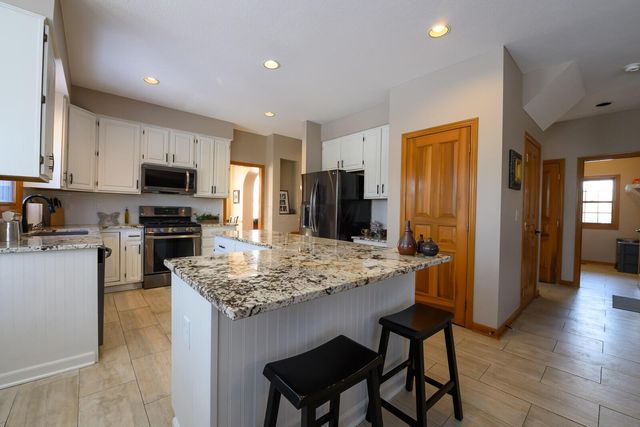 370 Beecher Road, Gahanna, OH 43230