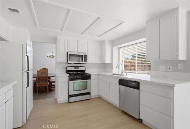 16514 Mountain, Lake Elsinore, CA 92530