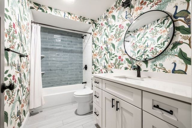 337 Chelsea St 1, Boston, MA 02128