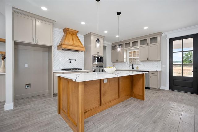 2451 Wind River Circle, Blanchard, OK 73010