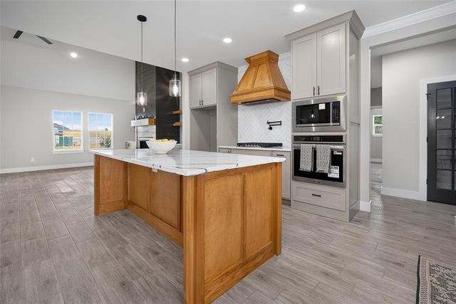 2451 Wind River Circle, Blanchard, OK 73010