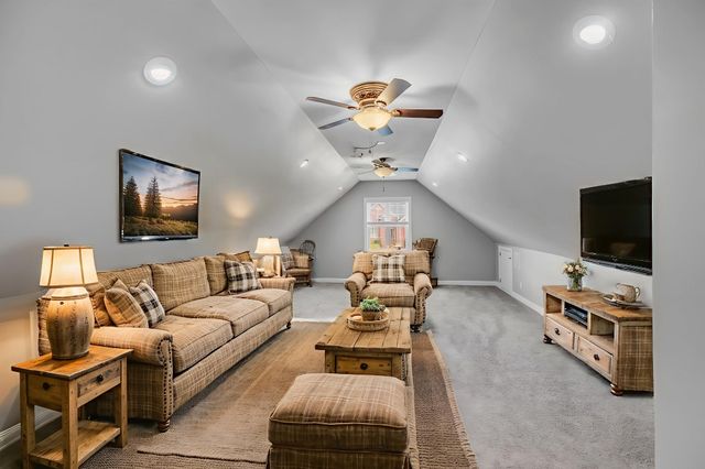 1063 Gadwall Cir, Hendersonville, TN 37075