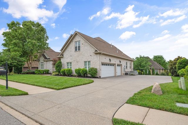 1063 Gadwall Cir, Hendersonville, TN 37075