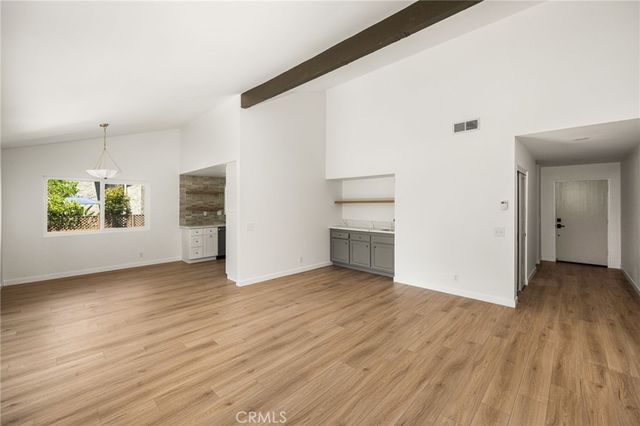 18571 Vallarta Drive, Huntington Beach, CA 92646