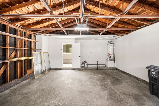 18571 Vallarta Drive, Huntington Beach, CA 92646
