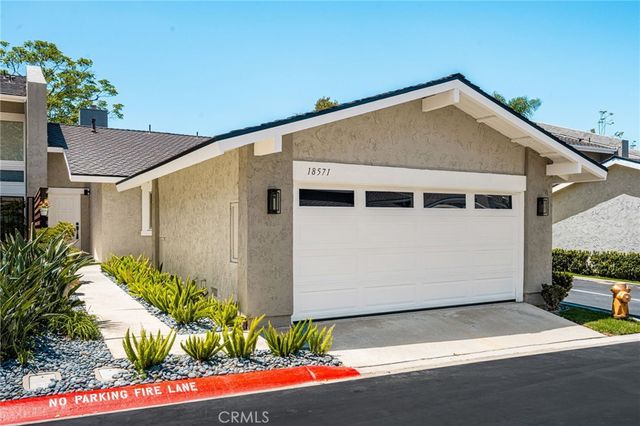18571 Vallarta Drive, Huntington Beach, CA 92646