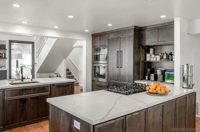 216 21st street, Del Mar, CA 92014