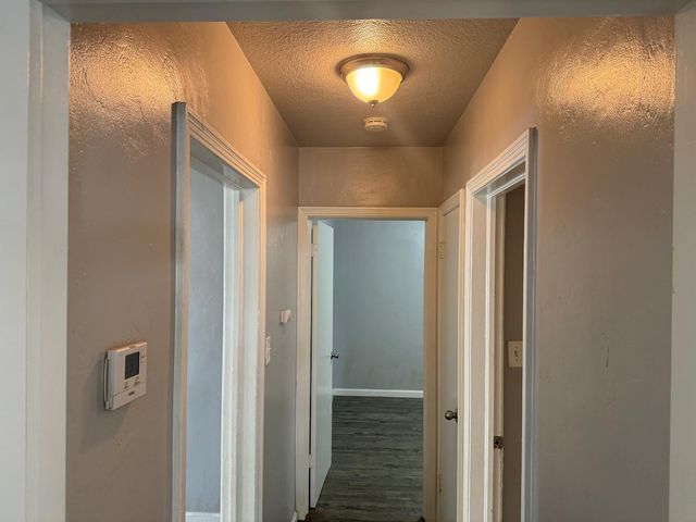 3322 E Lamona Avenue, Fresno, CA 93703