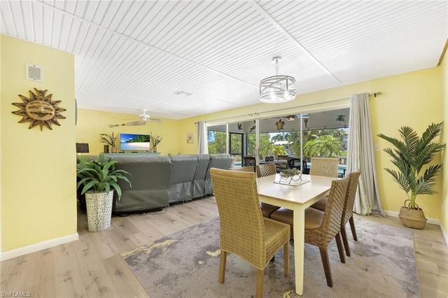 4820 SW 2nd PL, Cape Coral, FL 33914