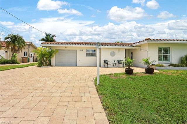 4820 SW 2nd PL, Cape Coral, FL 33914