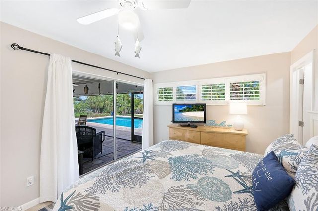 4820 SW 2nd PL, Cape Coral, FL 33914