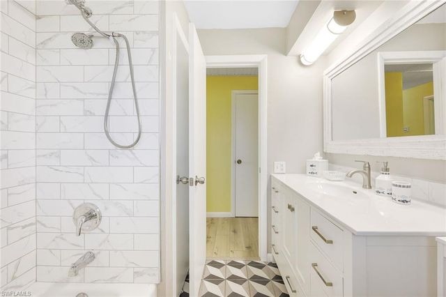 4820 SW 2nd PL, Cape Coral, FL 33914