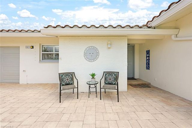 4820 SW 2nd PL, Cape Coral, FL 33914