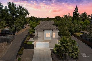 5965 Hilltop Dr, Carmichael, CA 95608