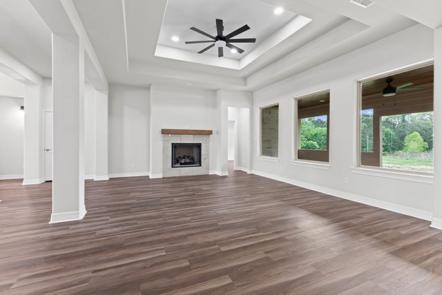 1616 Courtland Lane, Lindale, TX 75771